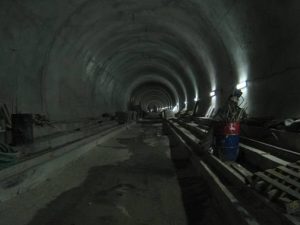 Tunnel of the extension