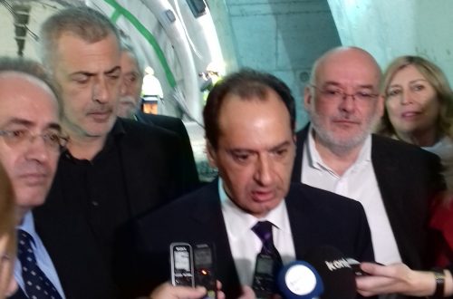 ΜΕΤΡΟ ΑΘΗΝΑΣ: ΕΠΕΚΤΑΣΗ ΓΡΑΜΜΗΣ 3 ΤΟΥ ΜΕΤΡΟ ΠΡΟΣ ΠΕΙΡΑΙA – Άφιξη του μετροπόντικα στον τερματικό σταθμό Δημοτικό Θέατρο, παρουσία του Υπουργού Υποδομών και Μεταφορών    