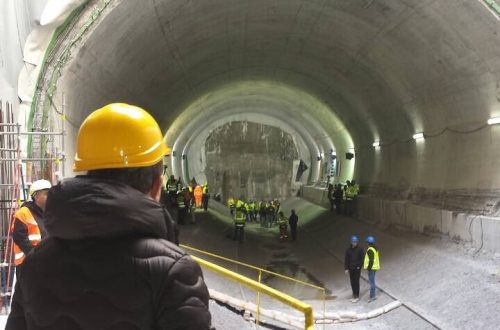 ΜΕΤΡΟ ΑΘΗΝΑΣ: Ολοκλήρωση της διάνοιξης της υπόγειας σήραγγας  της επέκτασης του μετρό προς Πειραιά