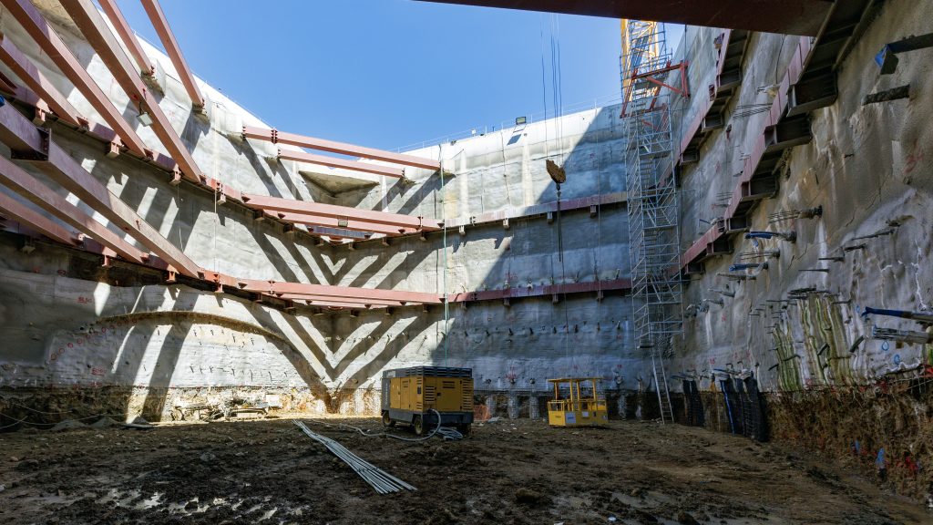 Evangelismos Station