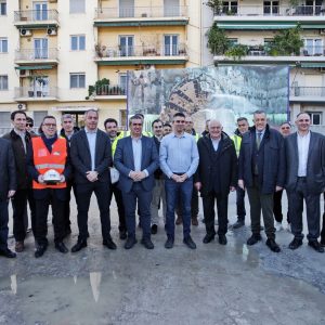 Ο Μετροπόντικας (ΤΒΜ) «Αθηνά» ολοκλήρωσε την κατασκευή της σήραγγας της Νέας Γραμμής 4 του Μετρό της Αθήνας Τμήμα Α: «Άλσος Βεΐκου – Γουδή»